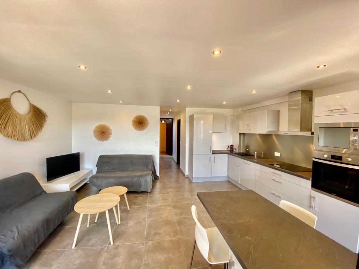 Marinesappartement, La Marina Tropezienne 100M Plage Wifi Fibre Cogolin Exteriör bild