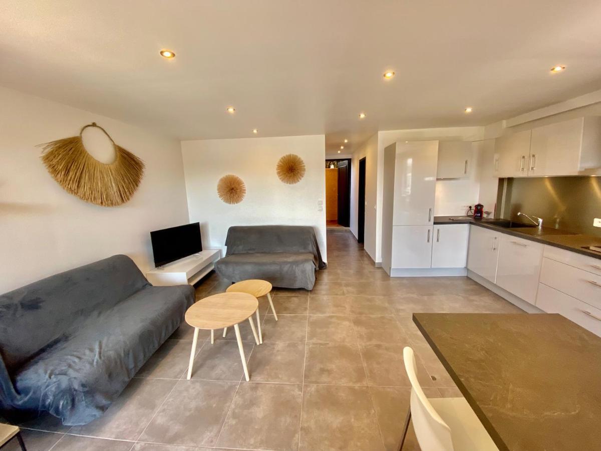 Marinesappartement, La Marina Tropezienne 100M Plage Wifi Fibre Cogolin Exteriör bild